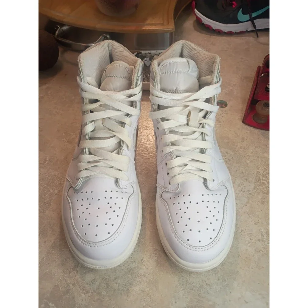 Air Jordan 1 High ’85 “Neutral Grey” Men’s Size 8  Sneakers BQ4422‑100